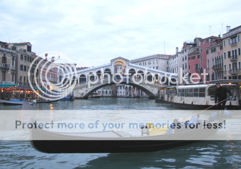 http://i472.photobucket.com/albums/rr86/romanian_spotter/Venezia%20-%20Jan%202009/V30.jpg