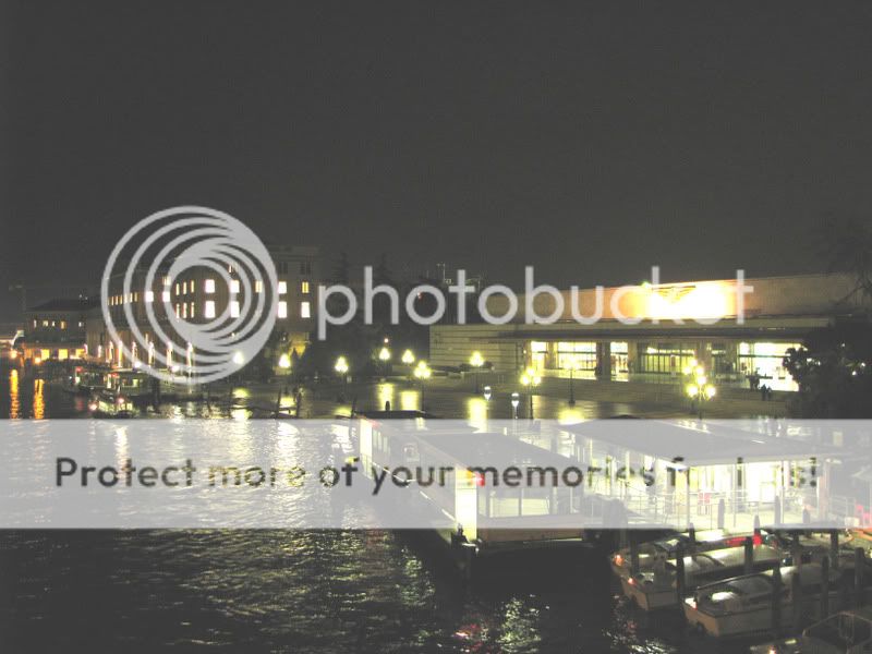 http://i472.photobucket.com/albums/rr86/romanian_spotter/Venezia%20-%20Jan%202009/V52.jpg