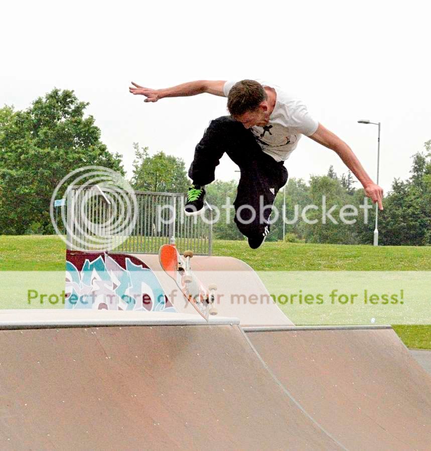 Evening in Solihull Skateboarding Photo Maestro